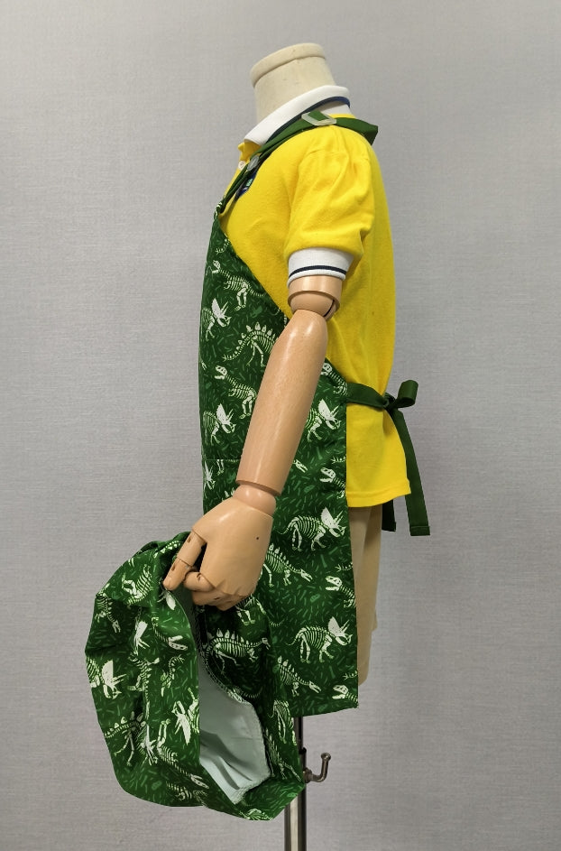 Green children's cute waterproof apron and hat