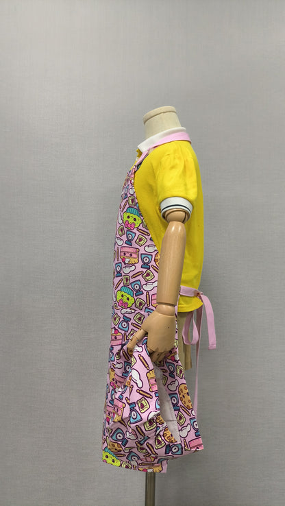 Pink children's cute waterproof  apron and hat