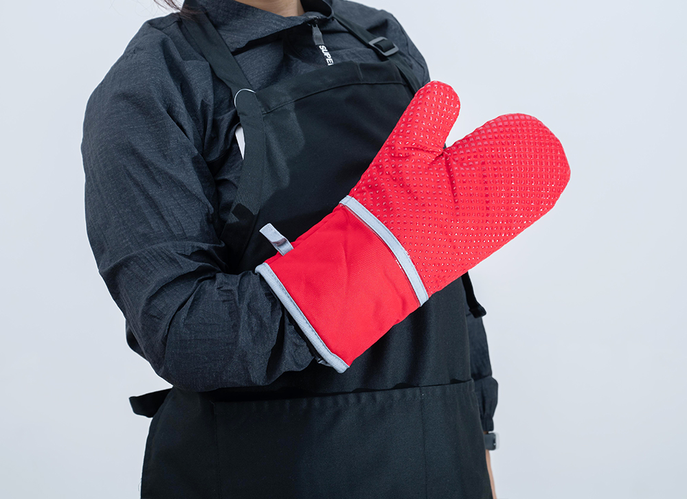 Chinese bbq glove company-kitchen textile,apron,oven mitt,pot holder,tea towel,hairdressing cape